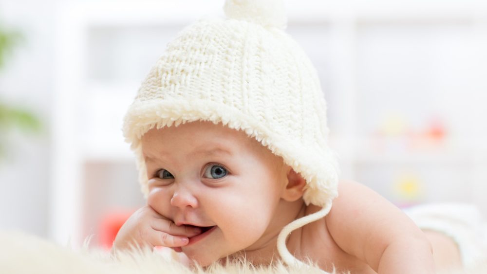 22 Cute Baby Desktop Wallpapers