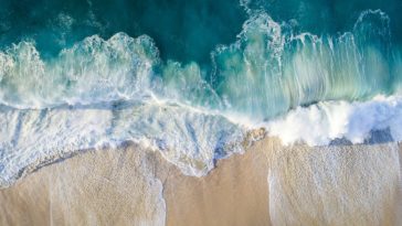 30 Beautiful Free Beach Desktop Wallpapers - DoubleMesh